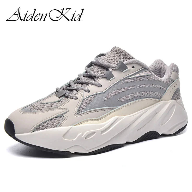 

Spring and summer new fashion ladies casual shoes female mesh mixed color flat shoes 700V2 silver black powder reflective