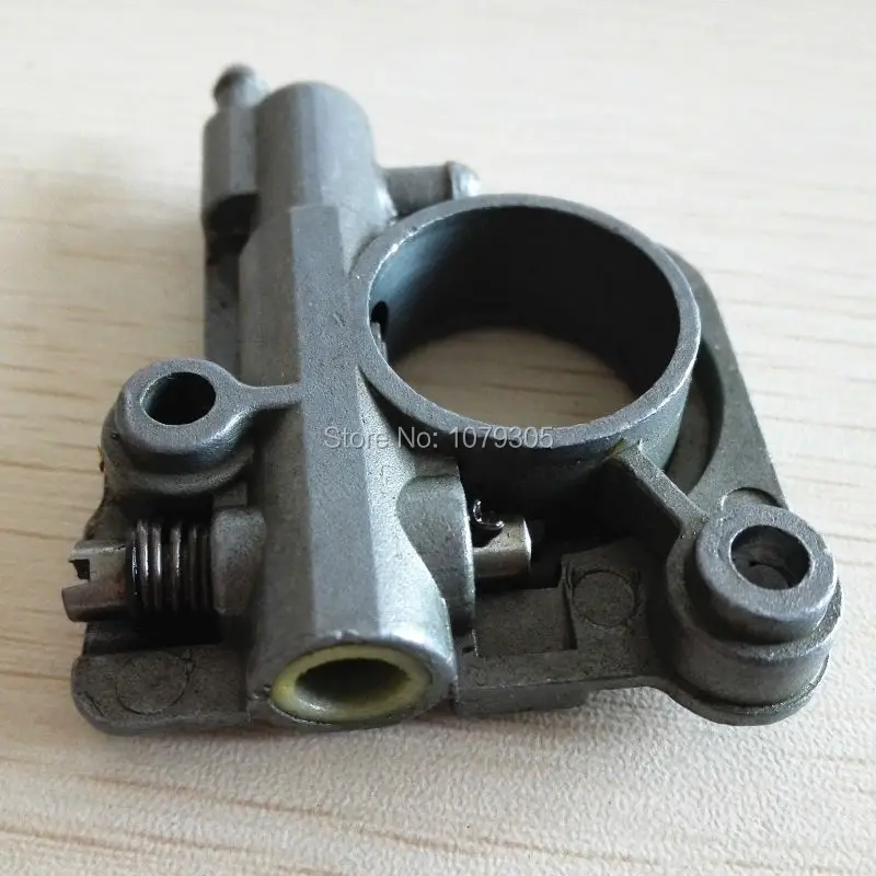 BIlinli Pompa Olio per Echo CS260 CS270 CS271 CS280 CS320 CS351 CS350 CS-350T CS355T CS2600 TOPSUN 163600 Motosega 36CC Motosega Parte BIlinli Pompa Olio per Echo CS260 CS270 CS271 CS280 CS320 CS351 CS350 CS-350T CS355T CS2600 TOPSUN 163600 Motosega 36CC Motosega Parte