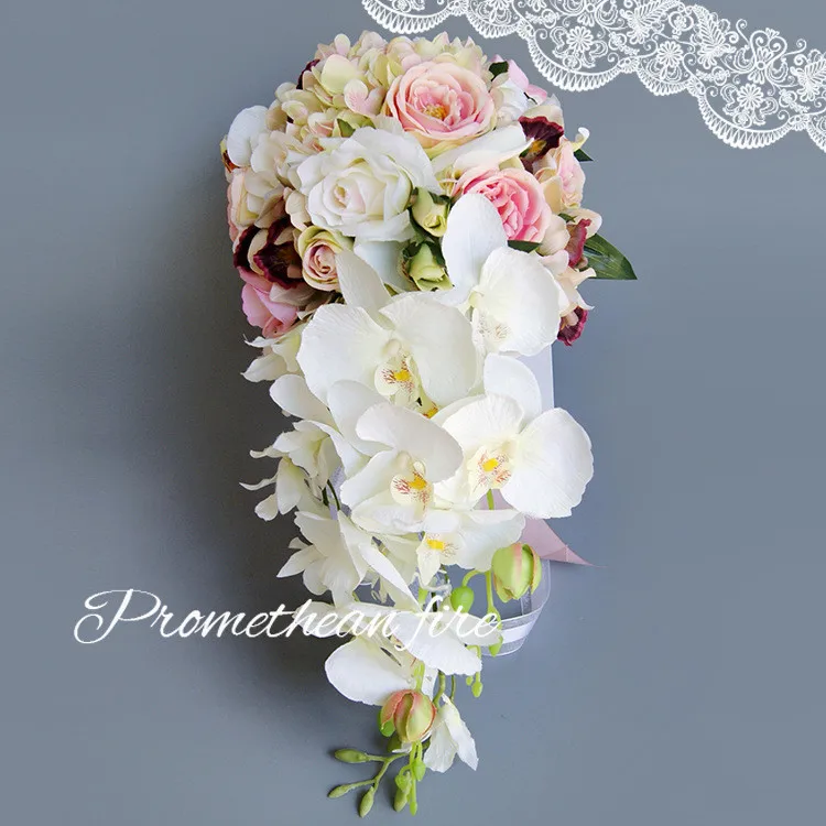 3322885678_2119494333