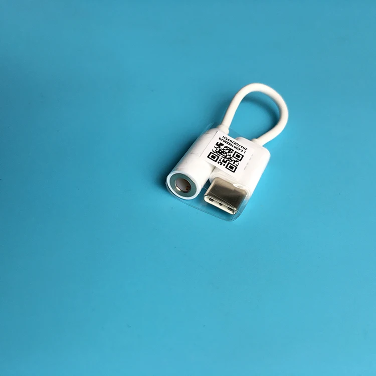 

Original Type-C to 3.5mm Earphone Cable Adapter USB3.1 Male to AUX Audio Female Jack for XiaoMi 6 8 9 se Letv 2 Pro 3 MAX LEECO