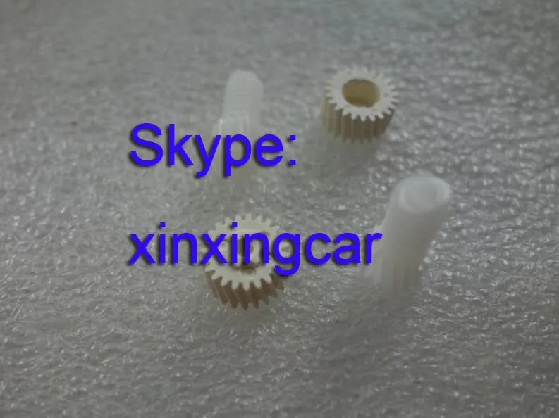 

Free shipping 4PCS/lot Clarion 6 disc cd mechanism gear 6 disc gear car drive gear for car radio Mechanism gear repair parts Ite