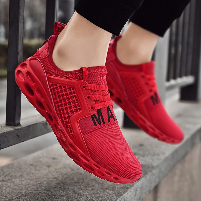 

Baideng Men Cheap Running Shoes Red Cushioning Breathable Sports Shoes for Male Female Lightweight Couple Shoes Zapatos Hombre