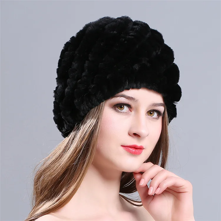 Женская зимняя утепленная теплая шапка однотонная Защитная шапка, Новая Вязаная меховая шапка с ананасом и шерстяная шапка HA10 - Цвет: Черный