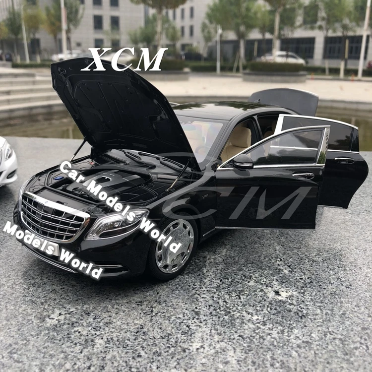 Литая модель автомобиля для почти реального s-класса 1:18(черный)+ маленький подарок
