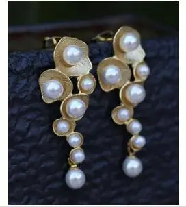 

Lovely earrings's Wedding ROUND SOUTH SEA SHELL PEARL DANGLE EARRING beautiful earrings NEW-jewelry Bead Length High-quality