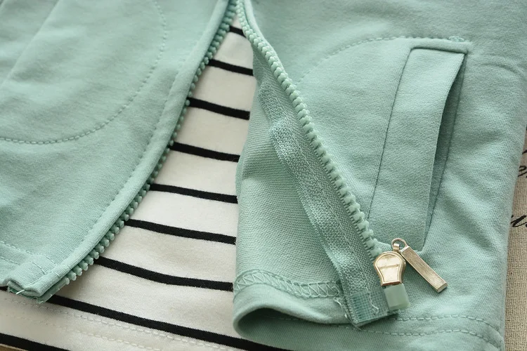 4409632625_123563804