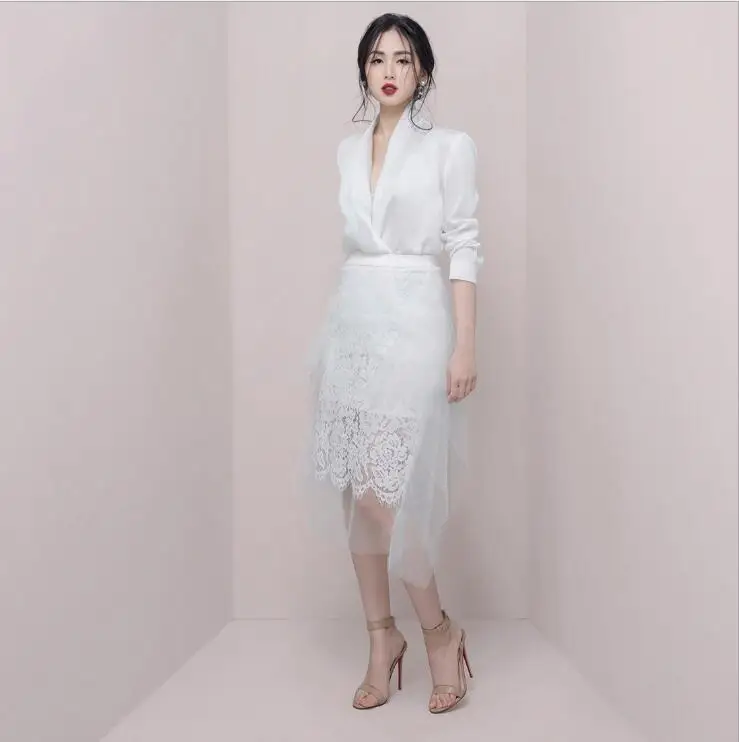 

Lace deep v neck long suit formal suit