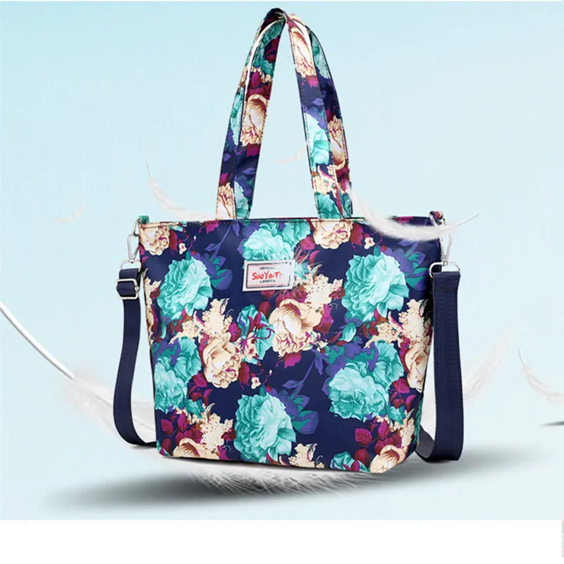

2019 fashion ladies handbag large size handbag ladies casual floral printing nylon shoulder Messenger bag beach bag