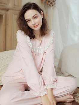 

Free Shipping 2018 New Fall Women's Long Pants Set Pajamas Pink and Green Sleepwear Cotton Nightgown Sweet Lace Nightshirt