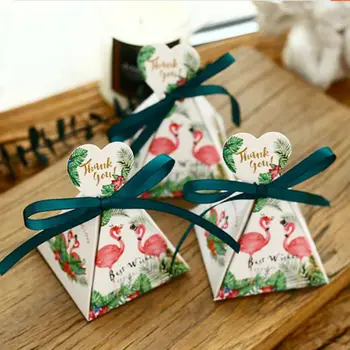 

100 X Creative Flamingo Triangular Pyramid Wedding Favors Candy Boxes Bomboniera Chocolate Box Party Supplies Gift Box