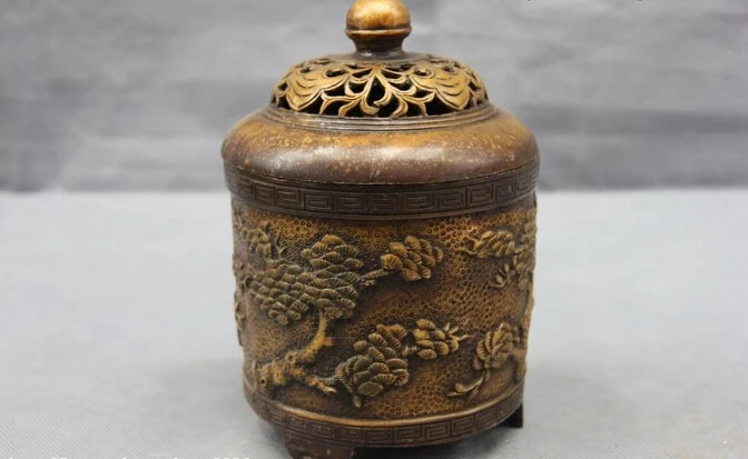 

Collectible bronze lion statue S0626 Chinese Classical Folk Copper Bronze Guest-Greeting Pine incense burner Censer B0403