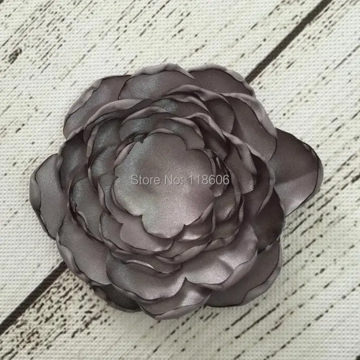 Burn Satin Flowers grey.jpg