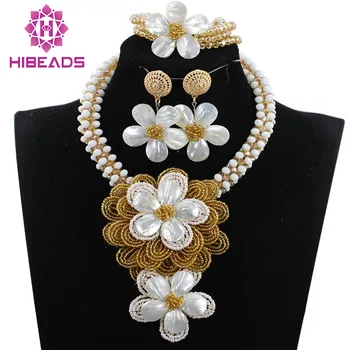

Elegant Lady Party Flower Pendant Necklace Set White Gold Floral Clusters Necklace Earrings Bracelet Set QW1074