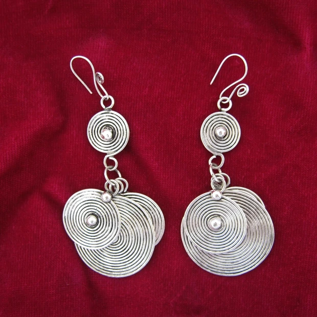 

Hot sale new StyleHot >Guizhou ethnic style retro earring earrings handmade Miao silver face piece earrings