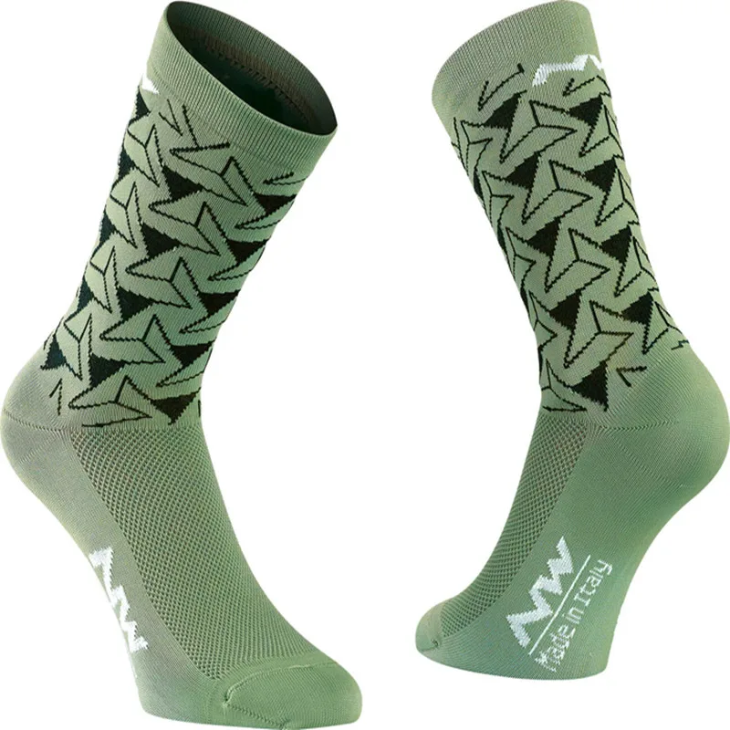 Новинка, высококачественные профессиональные брендовые дышащие спортивные носки, дорожные велосипедные носки, спортивные носки для спорта на открытом воздухе, носки для велоспорта, обувь - Цвет: Зеленый