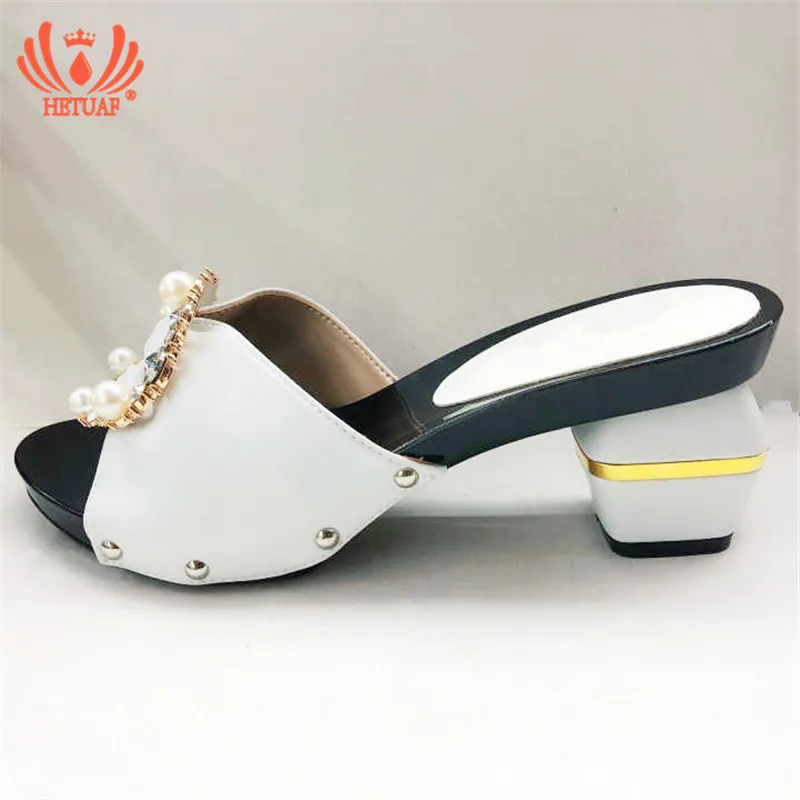 

2019 White Color African Slippers Summer High Heels Sexy Pumps Elegant African Low Heels Women Pumps African Women Wedding Shoes