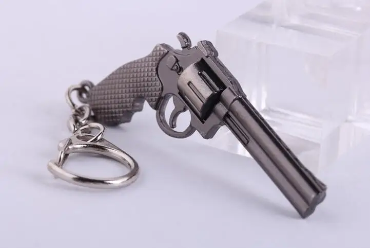 100PCS Miniature Revolver Pistol Weapon fashion Model Keychain Key Rings New Mini Gun key Chain For Men Jewelry Surprise Gift 100PCS Miniature Revolver Pistol Weapon fashion Model Keychain Key Rings New Mini Gun key Chain For Men Jewelry Surprise Gift