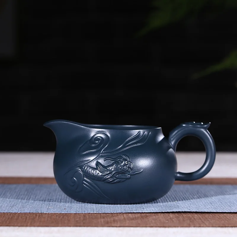 

Yixing Dark-red Enameled Pottery Teapot Manual Make Raw Ore Azure Mud Fish Long Gong Dao Cup Fair Kettle Kungfu Online Teapot