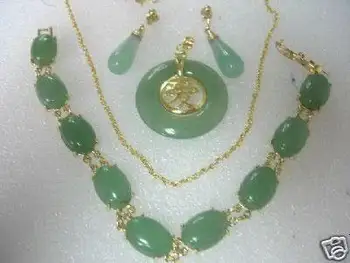 

Genuine green Jade Necklace ,Bracelet,Earring set 17"