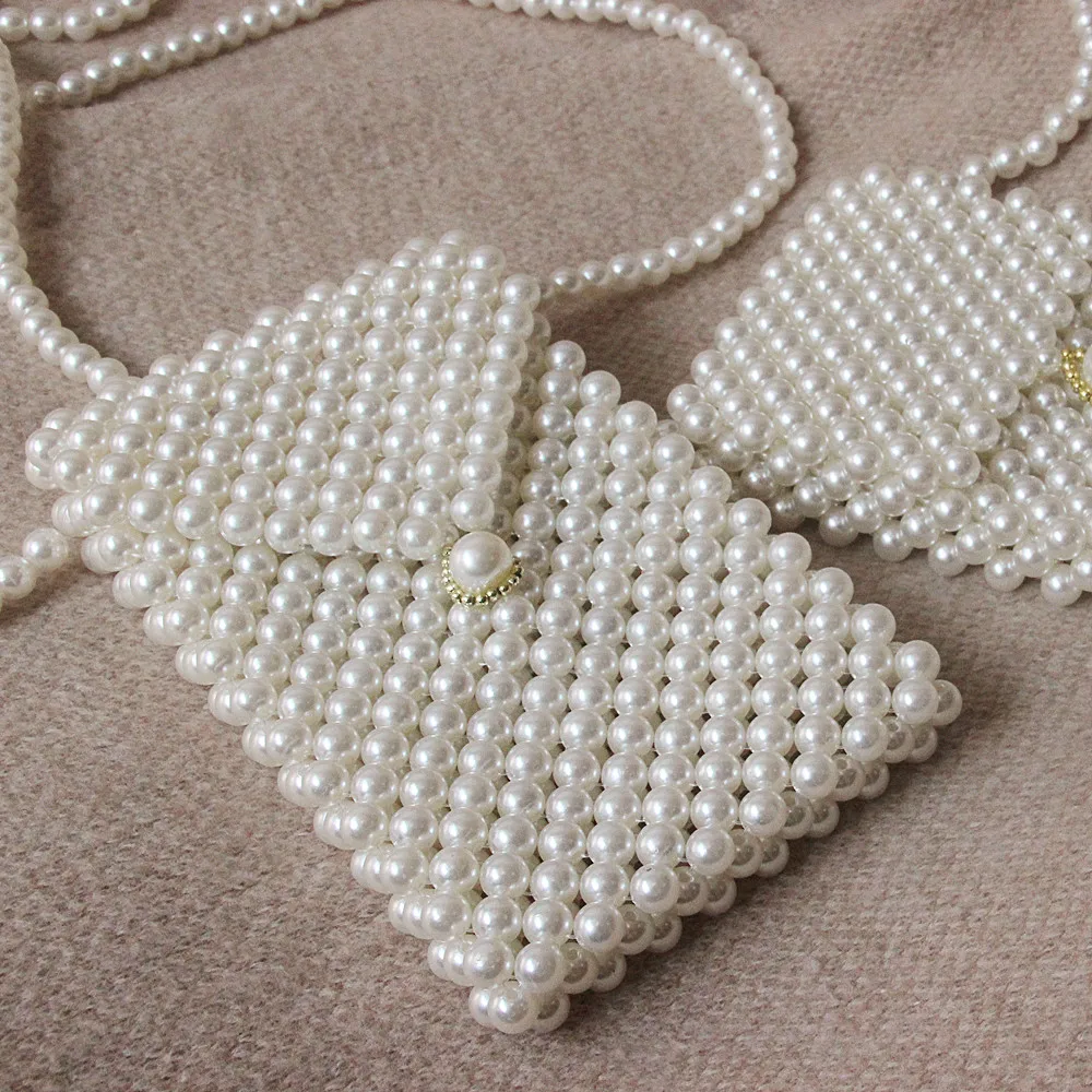 Brand Fashion New Women Luxury Evening Bag New Elegant Cute Square Shoulder Bag Lovely Solid Woman Pearl Mini Bag Small Clutch