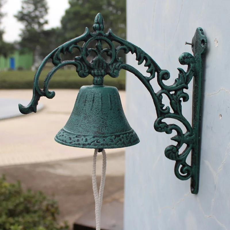 Европейский Винтаж зеленый Флер де Лис дизайн чугун домашний сад Декор настенный ручной коленчатый колокольчик