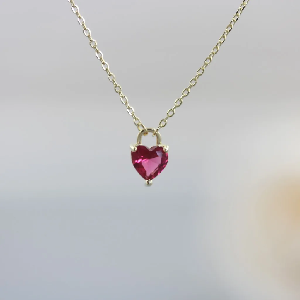 

Hot Sale S925 Sterling Silver Japan And Korea Fashion Red Zirconium Romantic Mini Pendant Necklace With Zircon Fine Jewelry