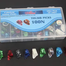 100 шт. алиса AP-100N коробка инструменты-упакованные целлулоид медиаторы палец выборы с чехол