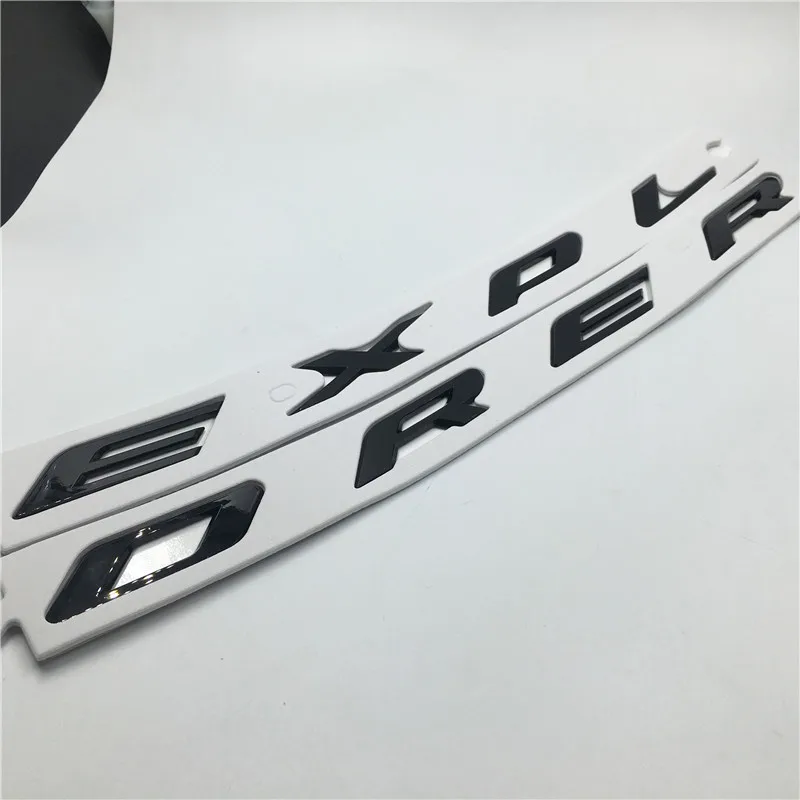 gloss black