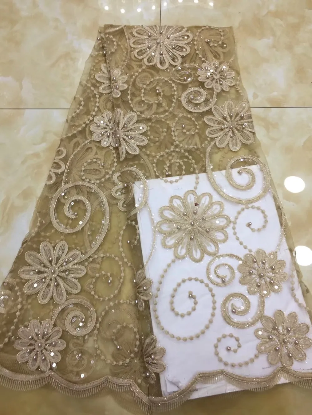 

French lace fabric 5yds/pce dhl gold sequins beaded fabrics women bright gorgeous luxury party event dresses 2019 high quality