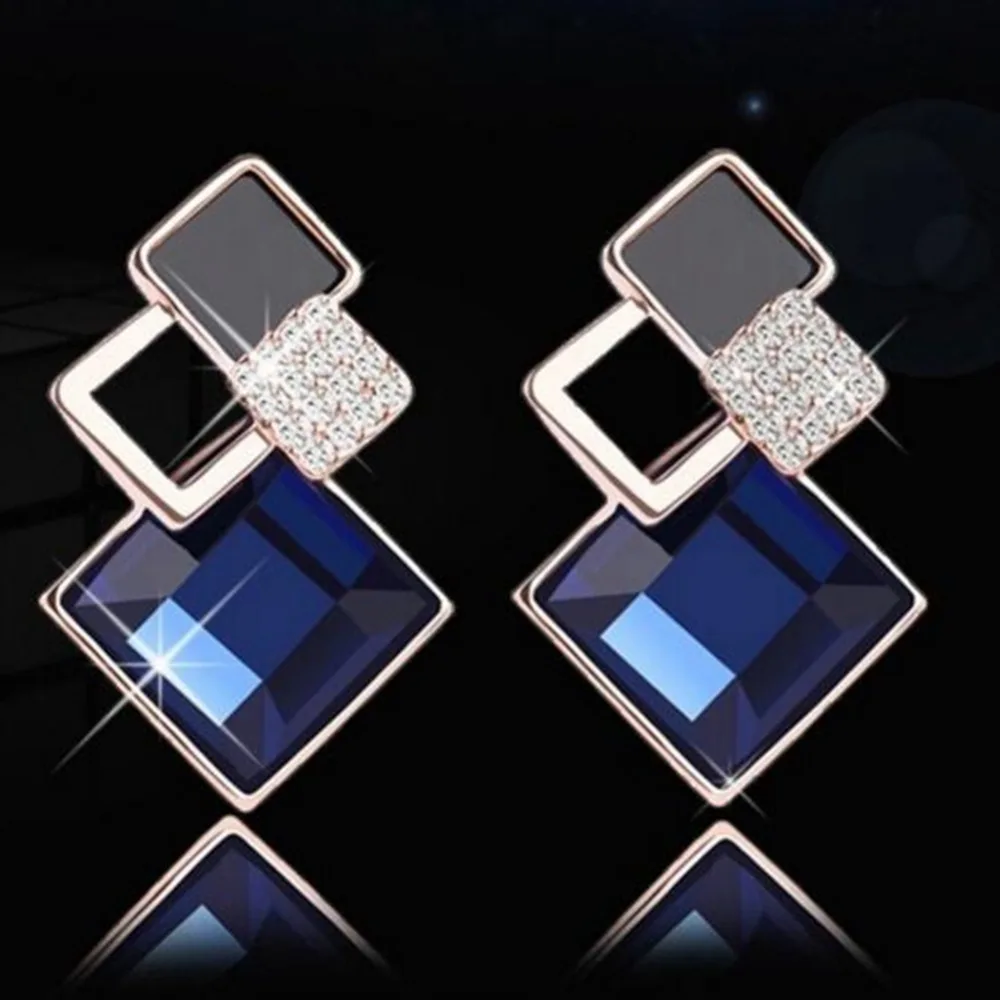 Brand New Women Square Earrings Fashion Temperament Geometry Crystal
