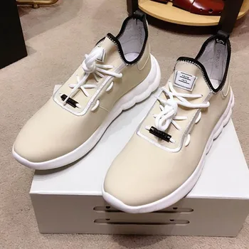 

2019 The New Listing Sport Shoes For Men Casual Fashion Comfortably breathable Breathable Mesh Anti skid and wear resistant