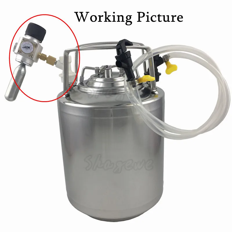 CO2 Mini Gas Regulator with Corny Keg Gas Ball Lock Disconnect for Beer Tap Homebrew GAS Regulator (1)