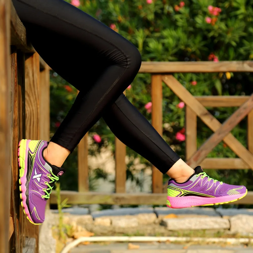 ladies running shoes
