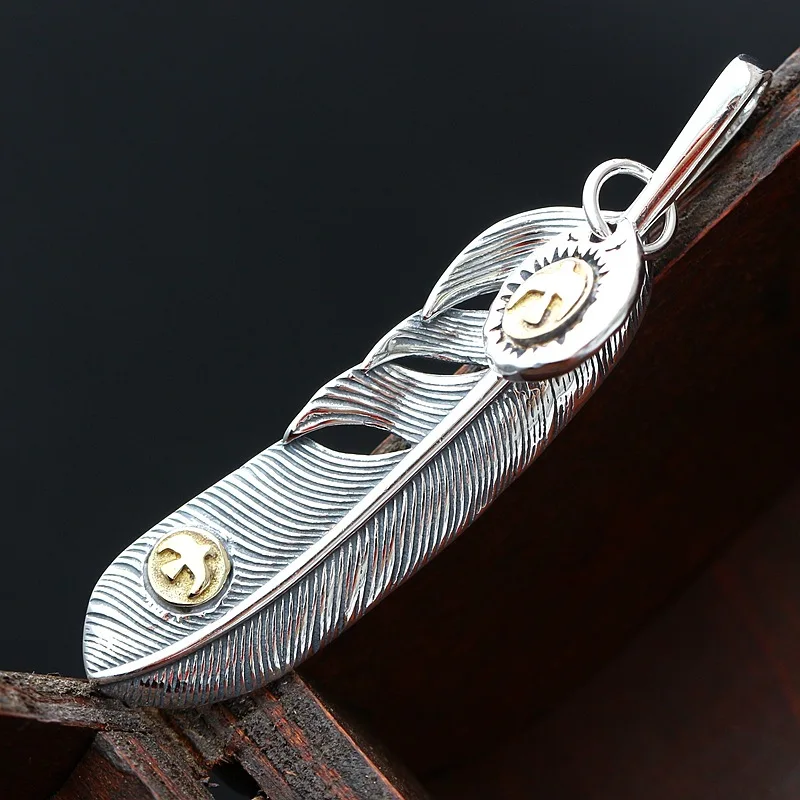 

Thai Silver Takahashi Goro S925 Sterling Silver Feather Pendant Around The Paragraph Thai Silver Fashihon Men And Women Pendant