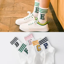 

Classic Striped Letter Print Fashion Sporty Short Socks Girls Cute Harajuku Socks Casual Female Cool Skateboard Cotton Socks SOX