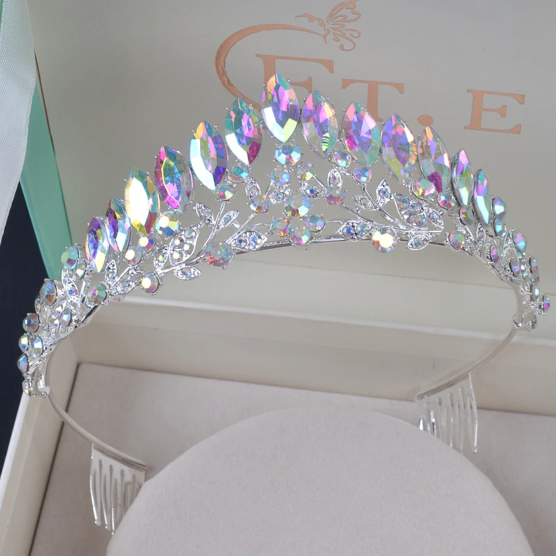

Delicate Vintage silver AB Wedding Crown Alloy Bridal Tiara Baroque simple princess Crown Rhinestone half round Tiara Crown comb