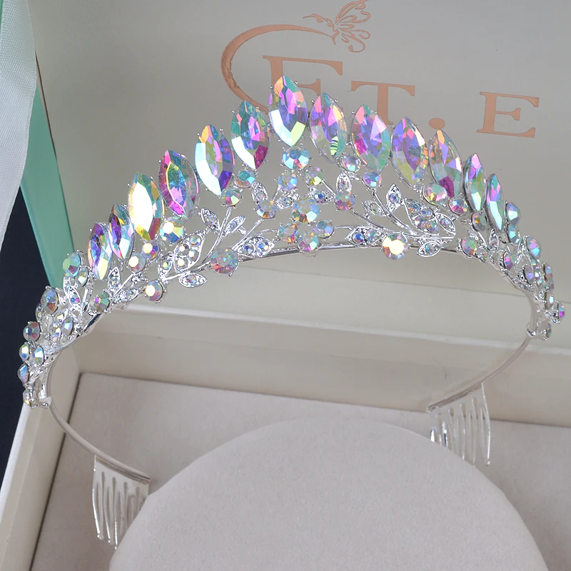 Kaufen Zarte Vintage silber AB Hochzeit Crown Legierung Braut Tiara Barock einfache prinzessin Crown Strass hälfte runde Tiara Crown kamm