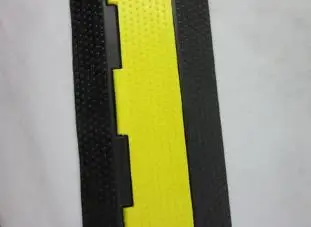 

2-Cable Rubber Warehouse Vehicle Electrical Wire Cover Ramp Protector Snake Cord