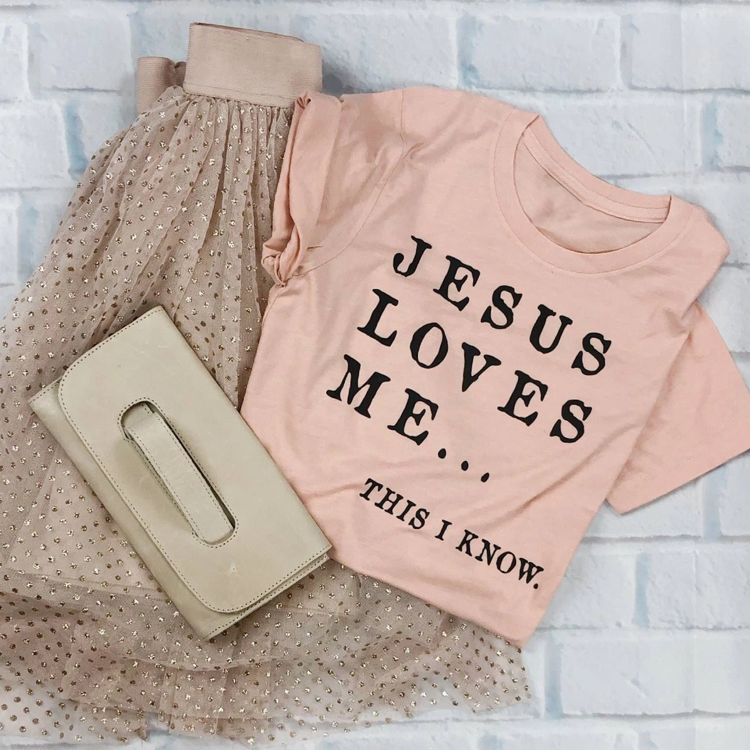 

Jesus Loves Me T-Shirt camisetas cotton power 90s aesthetic vintage graphic Christian women unisex tshirt top tee Drop Shipping
