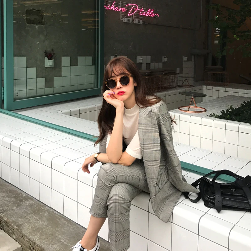 Весна и Осень корейский Модный повседневный клетчатый блейзер для женщин Тонкий девять штанов комплект высокого качества Ms. trend Wild