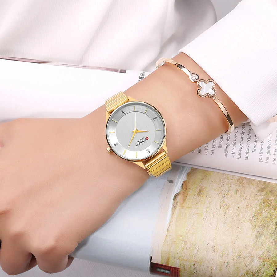 woman watch (20)