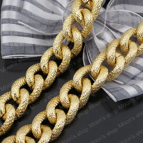 

Wholesale Width 14mm Aluminum oxidation process Imitation Gold color Embossing Extended Twisted Chains 1 Meter (JM2989)