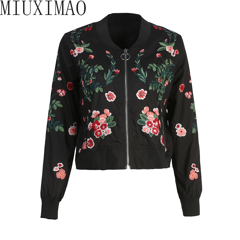 Высокое качество последнее осеннее Новое поступление европейский стиль v-образный вырез длинный рукав молния Цветы Вышивка Черная куртка для женщин