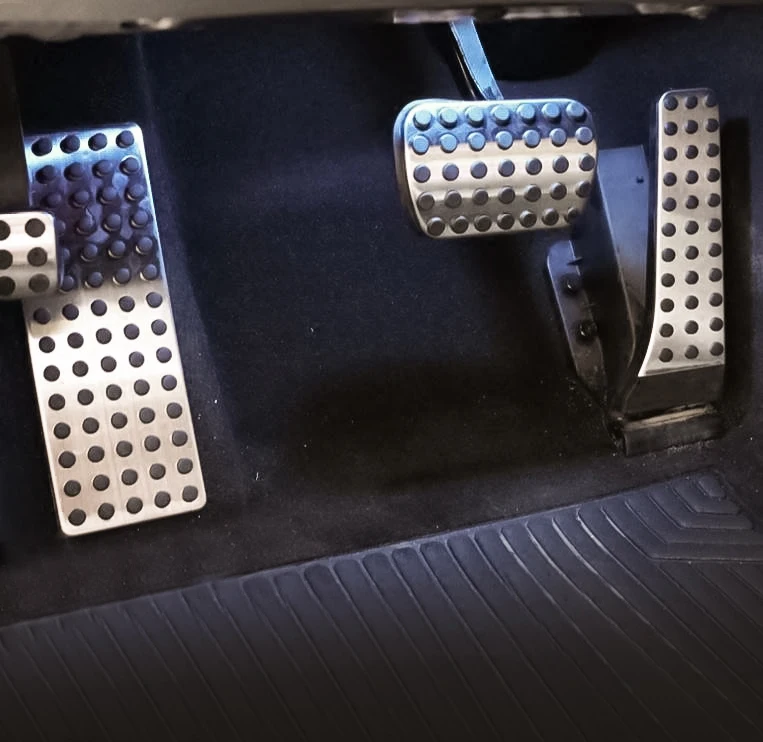 4Pcs Footrest Gas Brake Non Slip Pedal For Mercedes C E S GLC CLS Class