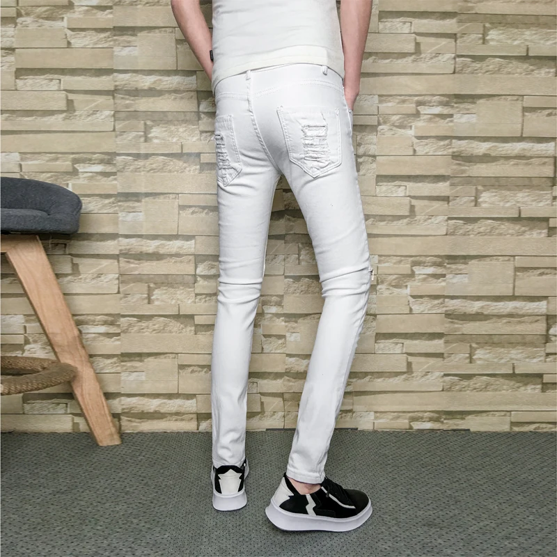 Та же Корейская версия netizens'slim брюки с дырки в джинсах для мужчин