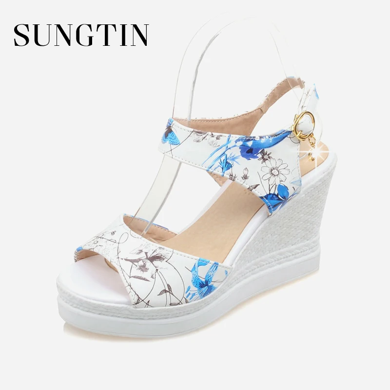 

Sungtin 2018 New Print Wedges Sandals Women Platform Peep Toe High Heels Girl Summer Beach Casual Slingback Sandals Large Size