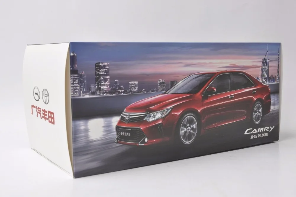 1:18 литья под давлением модели для Toyota Camry 2015 Красный сплав игрушечный автомобиль миниатюрный коллекция подарок