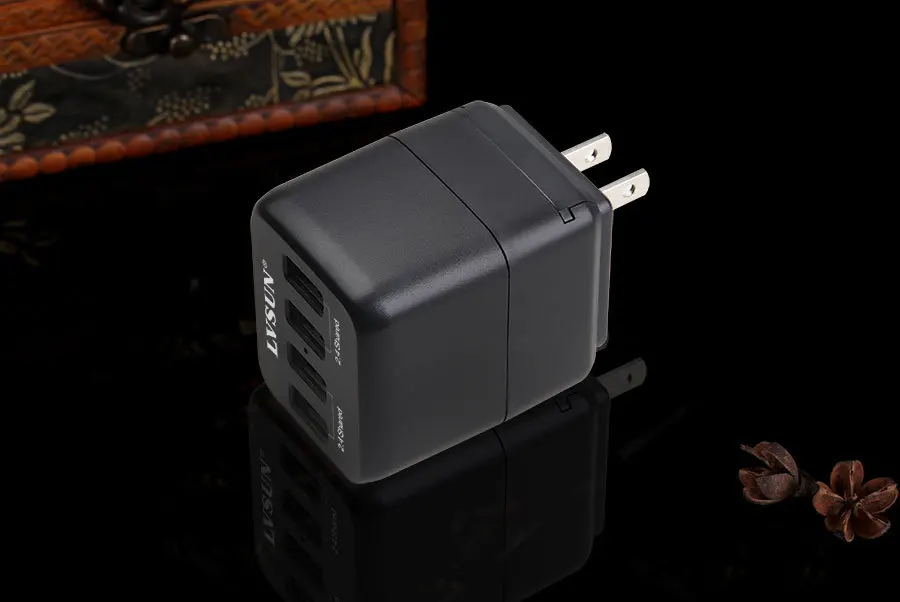 4_port_usb_travel_wall_charger_07