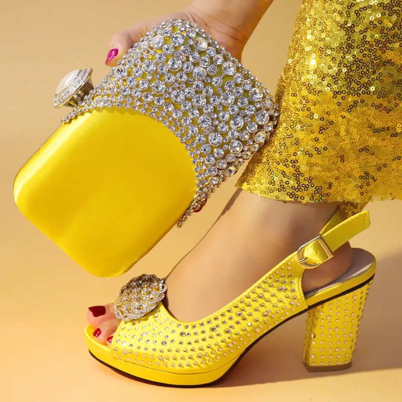 

New Arrival Women Shoes and Bags To Match Set Italy Italian Shoes with Matching Bags Set Decorated with Rhinestone Party Pumps