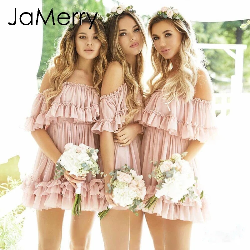 Женское мини платье на бретельках JaMerry розовое пляжное с оборками и открытыми